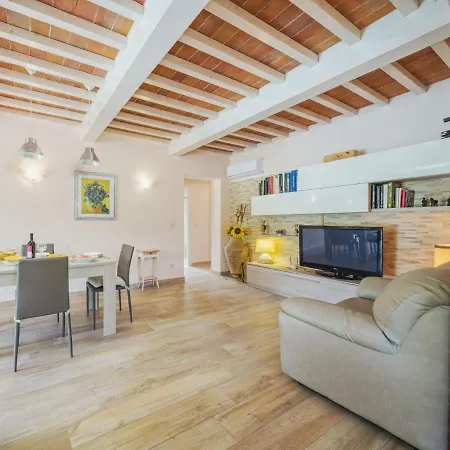 Versilia By Interhome Montemagno (Lucca)